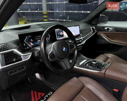Белый БМВ X7, объемом двигателя 2.99 л и пробегом 48 тыс. км за 123000 $, фото 19 на Automoto.ua