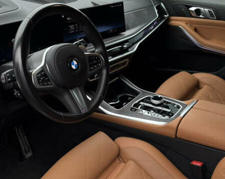 Білий БМВ X7, об'ємом двигуна 3 л та пробігом 60 тис. км за 99999 $, фото 42 на Automoto.ua