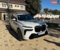 Белый БМВ X7, объемом двигателя 2.99 л и пробегом 121 тыс. км за 99500 $, фото 1 на Automoto.ua