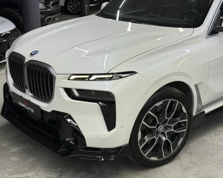 Белый БМВ X7, объемом двигателя 3 л и пробегом 48 тыс. км за 123000 $, фото 5 на Automoto.ua