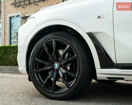 Белый БМВ X7, объемом двигателя 3 л и пробегом 75 тыс. км за 86000 $, фото 21 на Automoto.ua