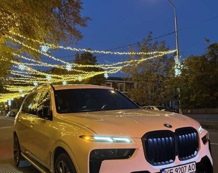 Белый БМВ X7, объемом двигателя 3 л и пробегом 24 тыс. км за 110000 $, фото 6 на Automoto.ua