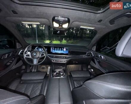 Белый БМВ X7, объемом двигателя 3 л и пробегом 24 тыс. км за 110000 $, фото 10 на Automoto.ua