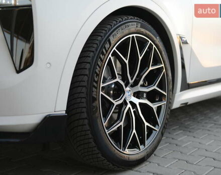 Белый БМВ X7, объемом двигателя 4.39 л и пробегом 80 тыс. км за 137500 $, фото 24 на Automoto.ua