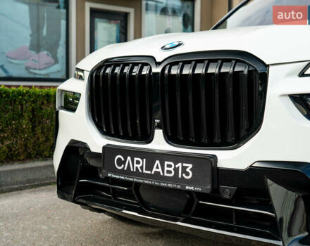Белый БМВ X7, объемом двигателя 3 л и пробегом 75 тыс. км за 86000 $, фото 19 на Automoto.ua