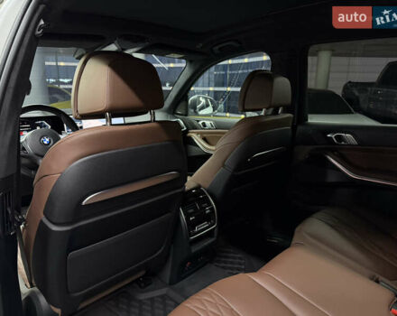 Белый БМВ X7, объемом двигателя 2.99 л и пробегом 48 тыс. км за 123000 $, фото 22 на Automoto.ua