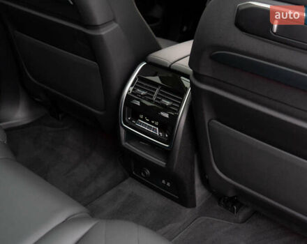 Белый БМВ X7, объемом двигателя 3 л и пробегом 75 тыс. км за 86000 $, фото 41 на Automoto.ua