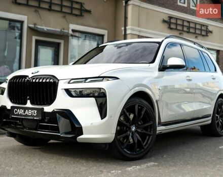 Белый БМВ X7, объемом двигателя 3 л и пробегом 75 тыс. км за 86000 $, фото 1 на Automoto.ua