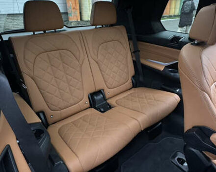 Білий БМВ X7, об'ємом двигуна 3 л та пробігом 60 тис. км за 99999 $, фото 60 на Automoto.ua