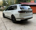 Белый БМВ X7, объемом двигателя 3 л и пробегом 48 тыс. км за 90000 $, фото 3 на Automoto.ua