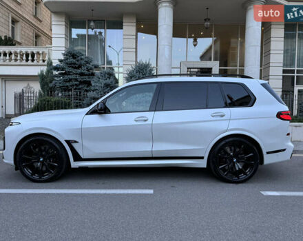 Белый БМВ X7, объемом двигателя 4.39 л и пробегом 35 тыс. км за 149900 $, фото 3 на Automoto.ua