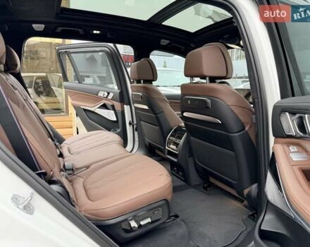Білий БМВ X7, об'ємом двигуна 3 л та пробігом 1 тис. км за 153500 $, фото 43 на Automoto.ua