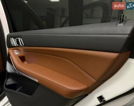 Белый БМВ X7, объемом двигателя 3 л и пробегом 1 тыс. км за 157500 $, фото 63 на Automoto.ua