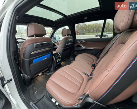 Белый БМВ X7, объемом двигателя 2.99 л и пробегом 34 тыс. км за 134000 $, фото 19 на Automoto.ua