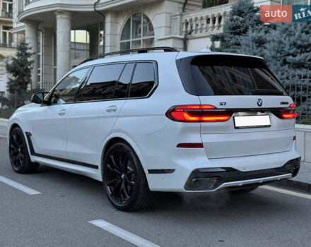 Белый БМВ X7, объемом двигателя 4.39 л и пробегом 35 тыс. км за 149900 $, фото 4 на Automoto.ua