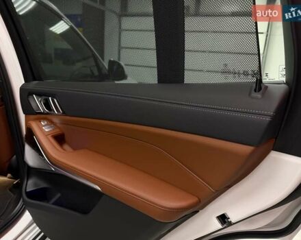 Белый БМВ X7, объемом двигателя 3 л и пробегом 1 тыс. км за 146900 $, фото 56 на Automoto.ua