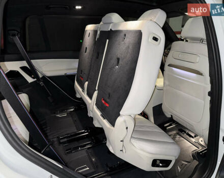 Белый БМВ X7, объемом двигателя 4.39 л и пробегом 35 тыс. км за 149900 $, фото 40 на Automoto.ua