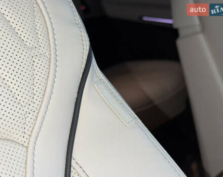 Белый БМВ X7, объемом двигателя 4.39 л и пробегом 35 тыс. км за 149900 $, фото 14 на Automoto.ua