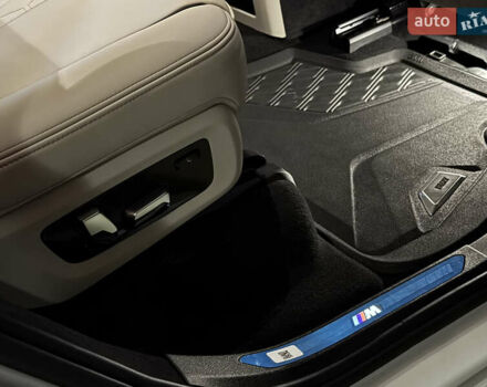 Белый БМВ X7, объемом двигателя 4.39 л и пробегом 35 тыс. км за 149900 $, фото 47 на Automoto.ua