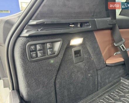 Белый БМВ X7, объемом двигателя 2.99 л и пробегом 34 тыс. км за 134000 $, фото 12 на Automoto.ua