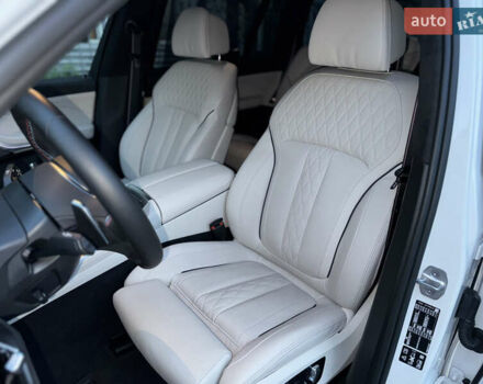 Белый БМВ X7, объемом двигателя 4.39 л и пробегом 35 тыс. км за 149900 $, фото 11 на Automoto.ua