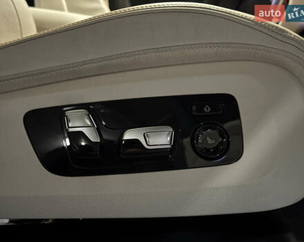 Белый БМВ X7, объемом двигателя 4.39 л и пробегом 35 тыс. км за 149900 $, фото 29 на Automoto.ua