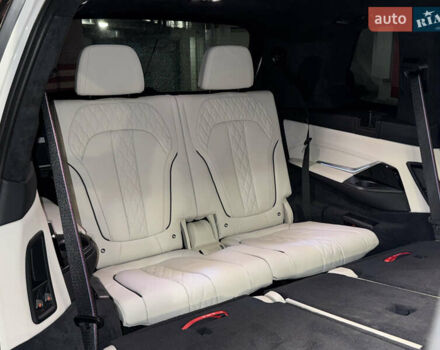 Белый БМВ X7, объемом двигателя 4.39 л и пробегом 35 тыс. км за 149900 $, фото 42 на Automoto.ua