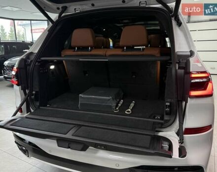 Белый БМВ X7, объемом двигателя 3 л и пробегом 1 тыс. км за 157500 $, фото 78 на Automoto.ua