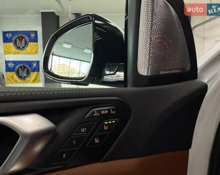 Белый БМВ X7, объемом двигателя 3 л и пробегом 1 тыс. км за 157500 $, фото 52 на Automoto.ua