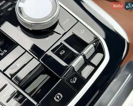 Белый БМВ X7, объемом двигателя 3 л и пробегом 1 тыс. км за 148999 $, фото 24 на Automoto.ua