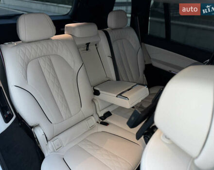 Белый БМВ X7, объемом двигателя 4.39 л и пробегом 35 тыс. км за 149900 $, фото 17 на Automoto.ua