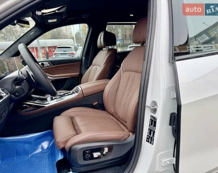 Білий БМВ X7, об'ємом двигуна 3 л та пробігом 1 тис. км за 153500 $, фото 15 на Automoto.ua