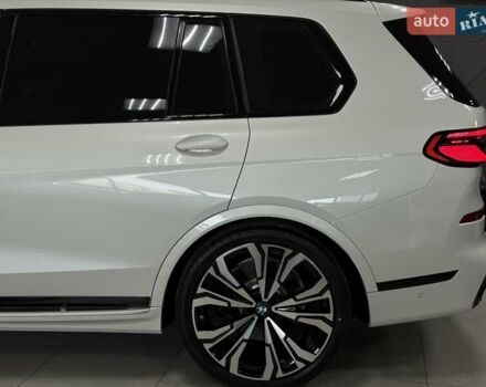 Белый БМВ X7, объемом двигателя 3 л и пробегом 1 тыс. км за 157500 $, фото 32 на Automoto.ua
