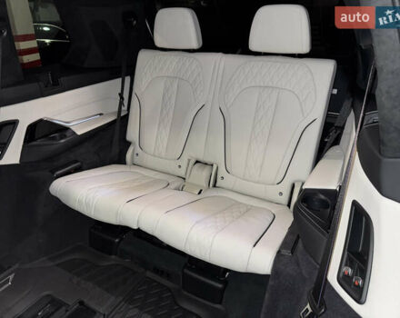 Белый БМВ X7, объемом двигателя 4.39 л и пробегом 35 тыс. км за 149900 $, фото 41 на Automoto.ua