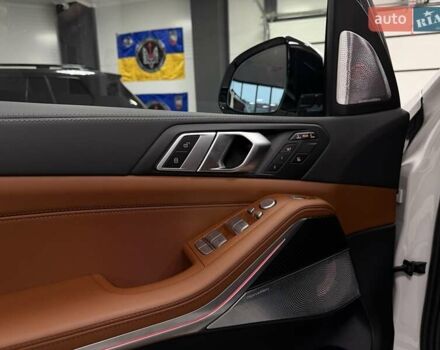 Белый БМВ X7, объемом двигателя 3 л и пробегом 1 тыс. км за 146900 $, фото 48 на Automoto.ua