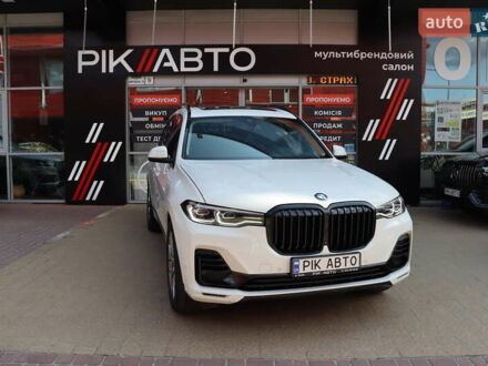 Белый БМВ X7, объемом двигателя 3 л и пробегом 131 тыс. км за 61900 $, фото 1 на Automoto.ua