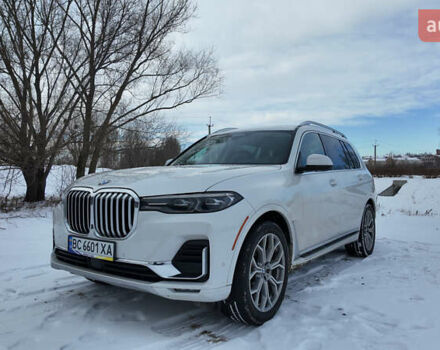 Белый БМВ X7, объемом двигателя 3 л и пробегом 129 тыс. км за 53999 $, фото 1 на Automoto.ua