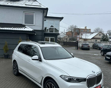 Белый БМВ X7, объемом двигателя 3 л и пробегом 154 тыс. км за 48999 $, фото 1 на Automoto.ua