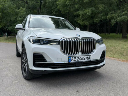 БМВ X7 2020 в Виннице на Automoto.ua Белый БМВ X7, объемом двигателя 2.99 л и пробегом 135 тыс. км за 64800 $, фото 1 на Automoto.ua