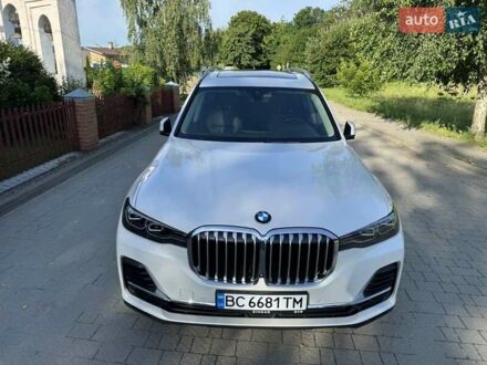 БМВ X7 2020 в Львове на Automoto.ua Белый БМВ X7, объемом двигателя 2.99 л и пробегом 135 тыс. км за 64500 $, фото 1 на Automoto.ua