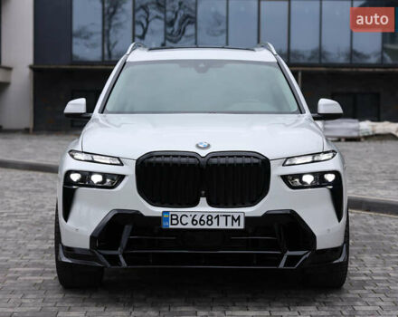 Белый БМВ X7, объемом двигателя 2.99 л и пробегом 142 тыс. км за 82000 $, фото 1 на Automoto.ua