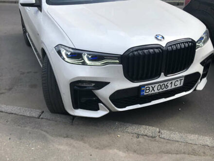 БМВ X7 2021 в Хмельницком на Automoto.ua Белый БМВ X7, объемом двигателя 2.99 л и пробегом 76 тыс. км за 83000 $, фото 1 на Automoto.ua