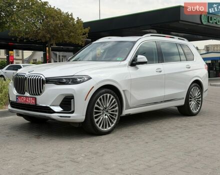 Белый БМВ X7, объемом двигателя 3 л и пробегом 62 тыс. км за 65000 $, фото 1 на Automoto.ua