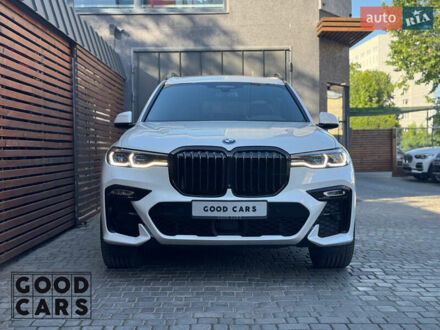 БМВ X7 2022 в Одессе на Automoto.ua Белый БМВ X7, объемом двигателя 2.99 л и пробегом 48 тыс. км за 103000 $, фото 1 на Automoto.ua