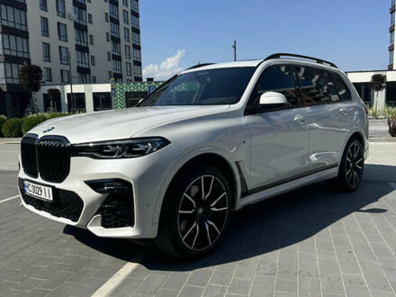 Белый БМВ X7, объемом двигателя 3 л и пробегом 40 тыс. км за 87000 $, фото 1 на Automoto.ua