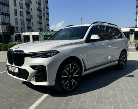 Белый БМВ X7, объемом двигателя 3 л и пробегом 30 тыс. км за 100000 $, фото 1 на Automoto.ua