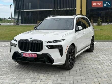 Белый БМВ X7, объемом двигателя 3 л и пробегом 48 тыс. км за 91900 $, фото 1 на Automoto.ua