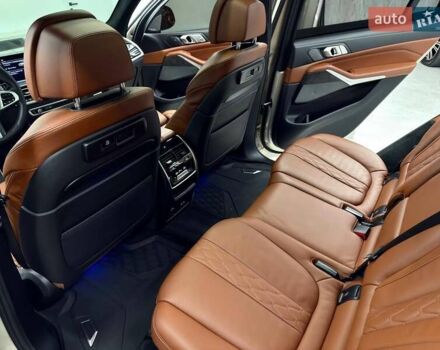 Бежевый БМВ X7, объемом двигателя 2.99 л и пробегом 157 тыс. км за 65800 $, фото 42 на Automoto.ua