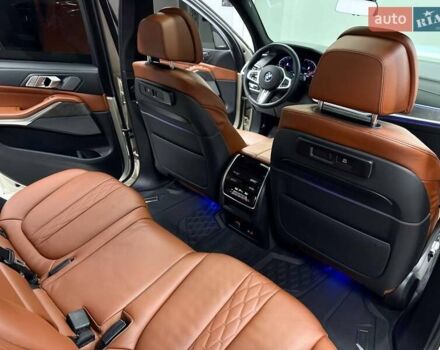 Бежевый БМВ X7, объемом двигателя 2.99 л и пробегом 157 тыс. км за 65800 $, фото 48 на Automoto.ua