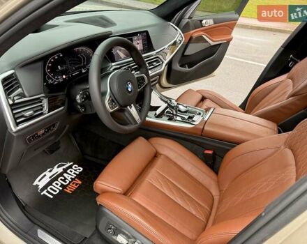 Бежевый БМВ X7, объемом двигателя 3 л и пробегом 118 тыс. км за 64700 $, фото 58 на Automoto.ua